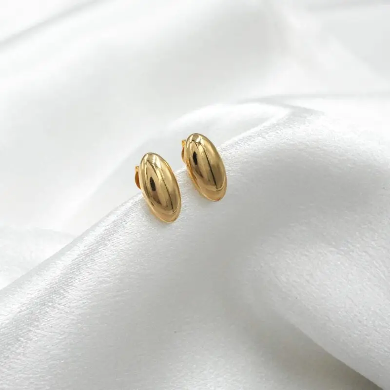 AR_OVAL4 Aro Oval Oro Amarillo 18k - aro elegante para mujer, diseƱo atemporal y clƔsico
